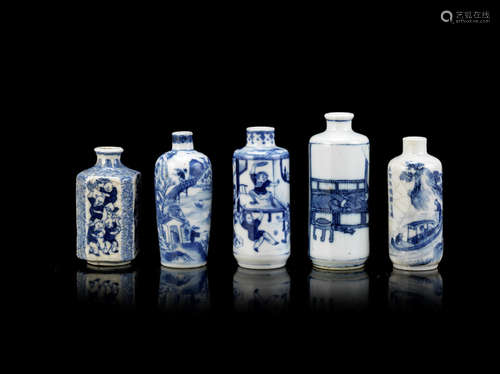 A group of blue and white snuff bottles,19th century