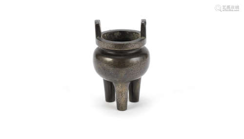 A small silver wire-inlaid tripod incense burner,Shi Sou two-character mark, 18th century