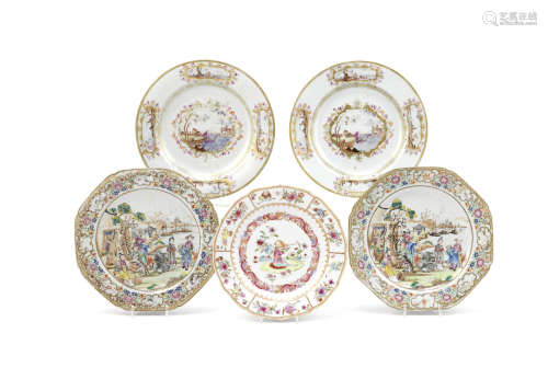 Five famille rose export plates and a teapoy,Qianlong