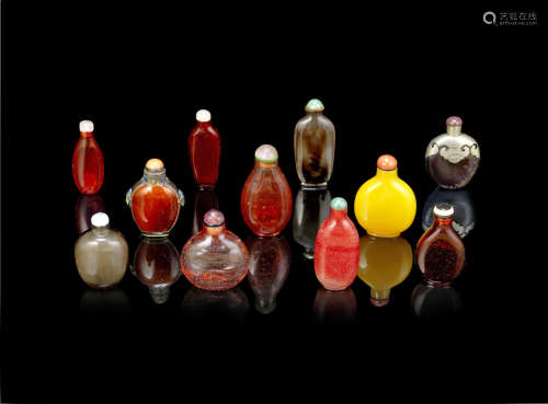 A small collection of glass snuff bottles,19th century and later