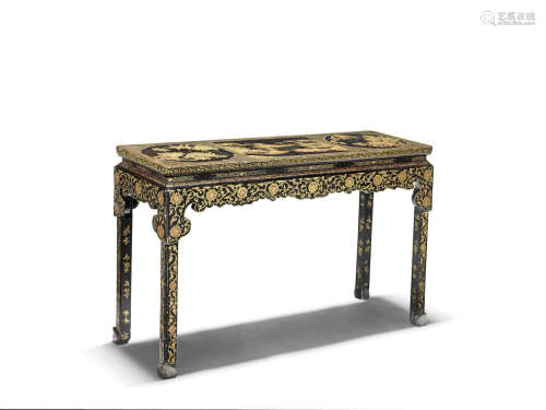 A gilt-lacquered side table,19th century