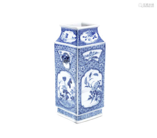 A small blue and white square vase,Qianlong