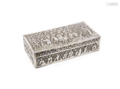A silver repoussé box and cover,19th/20th century