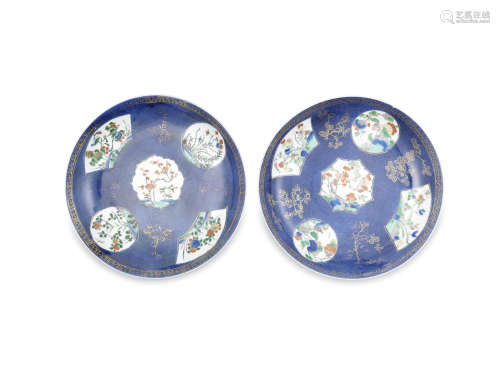 A pair of gilt-decorated powder-blue and famille verte dishes,Kangxi