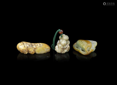 A group of green and russet jade carvings,19th/20th century