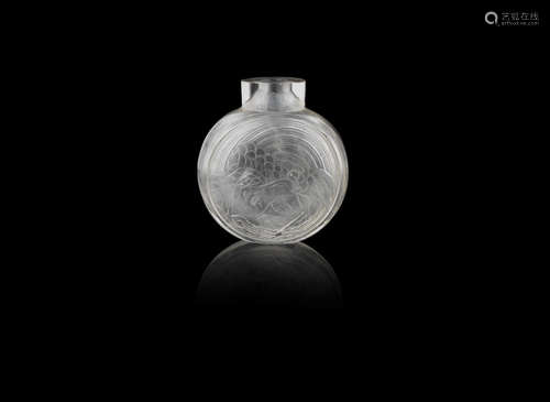 A rock crystal 'dragon and phoenix' snuff bottle,Late Qing Dynasty