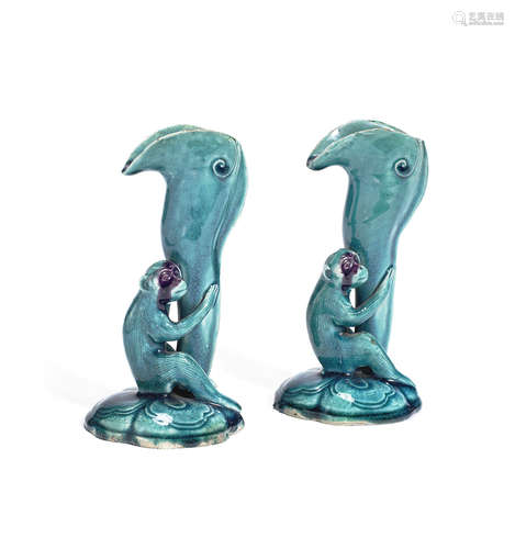 A pair of small turquoise-glazed 'monkey and lingzhi' vases,18th/19th century