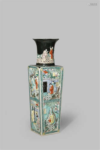 A LARGE CHINESE FAMILLE NOIRE RETICULATED VASE 19TH CENTURY