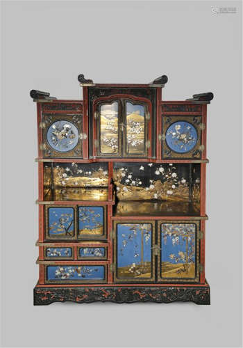 A JAPANESE SHIBAYAMA CABINET, SHODANA MEIJI 1868-1912