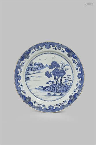 A LARGE CHINESE BLUE AND WHITE DISH MID 18TH CENTURY