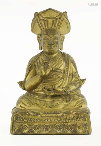 清十八世纪 铜鎏金喇嘛坐像