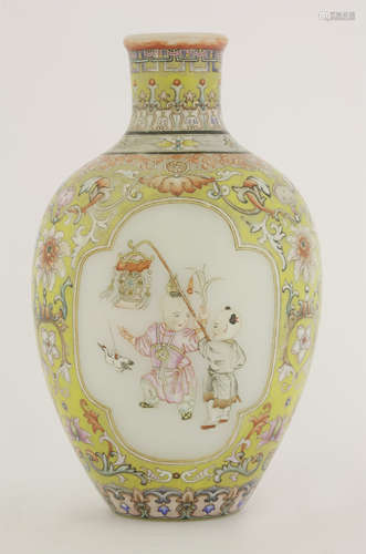 A Peking glass vase