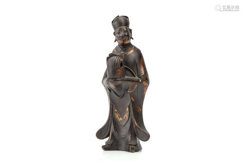 明   铜胎局部鎏金人物立像                                                                                                             A CHINESE PARCEL GILT BRONZE STANDING FIGURE.