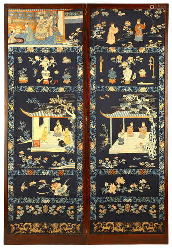 清   刺绣二联屏风                                                                                                                                                   A CHINESE EMBROIDERED SILK TWO PANEL SCREEN.