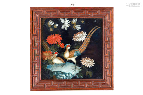 清19世纪   玻璃镜画四幅                                                                                                                                            FOUR CHINESE REVERSE GLASS PAINTINGS OF BIRDS.