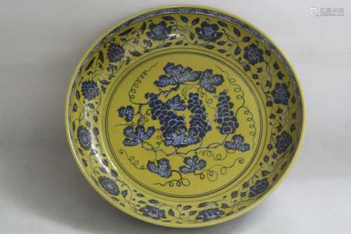 Chinese Yellow Glazed Blue/White Porcelain Charger