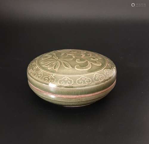 Song Style Chinese Ceramic Makeup Box