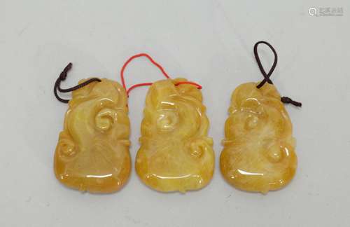 3 Pieces of Chinese Ruyi Jadeite Agate