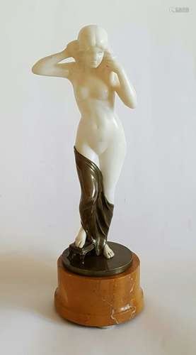 Beautiful Statue White marble and Gilt Bronze