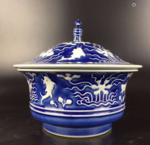 Chinese Blue Glazed Porcelain Covered Bowl