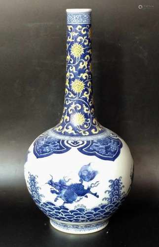 Chinese Blue/White Porcelain Vase, Marked