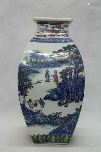 Chinese Blue/White Porcelain Vase