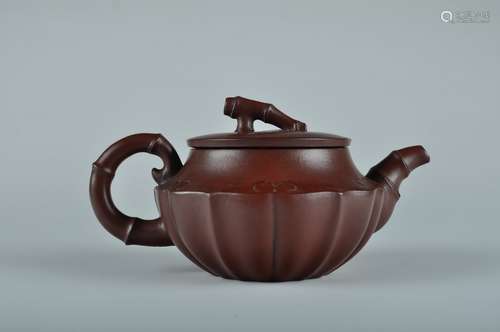 Chinese Zisha Teapot