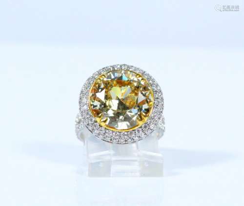 8.27ct VS1/Fancy Brown/Yellow GIA Certified Diamond, 2ctw Genuine VS1 White Diamonds & Solid 18K White & Yellow Gold Ring (Nguyen Family Owned)