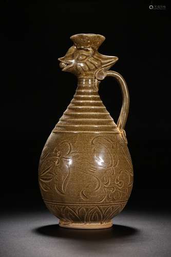 A YUE GLAZED CHICKEN-HEAD EWER