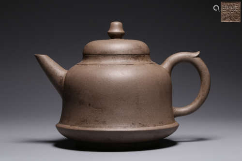 A YIXING ZISHA TEAPOT WITH COVER