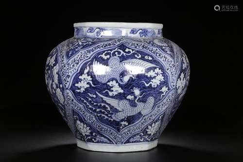 A CHINESE BLUE AND WHITE PHOENIX JAR