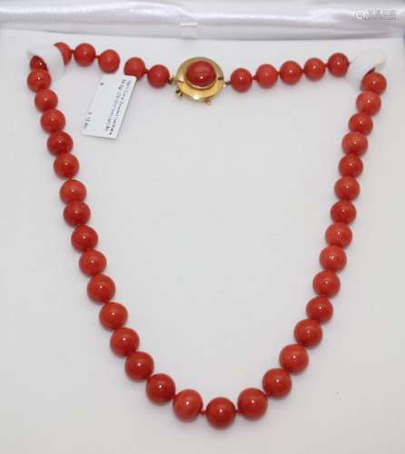 18 K GOLD CORAL NECKLACE WITH CERTIFICATE