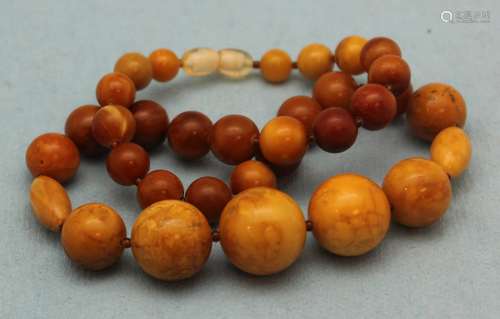 AMBER NECKLACE