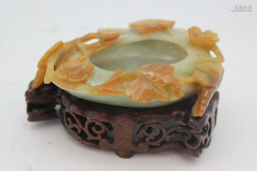 JADEITE WASH WITH WOOD BASE