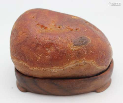 NATURAL FORM AGATE SCHOLAR STONE WITH WOOD BASE