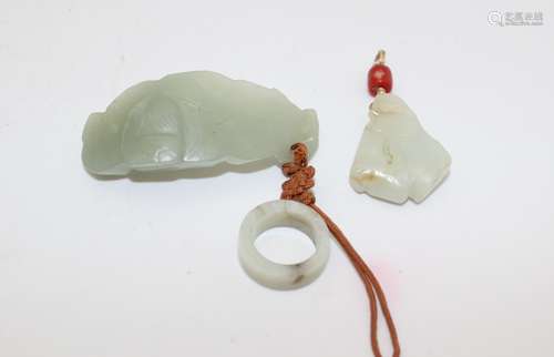 LOT OF 3 ANTIQUE JADE PENDANT AND RING