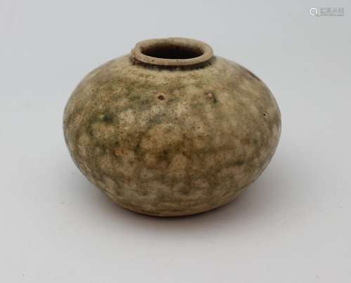 ANTIQUE YUE YAO WATER POT