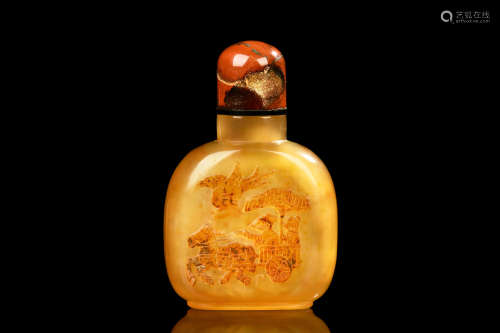 AGATE CARVED 'CARRIAGE' SNUFF BOTTLE