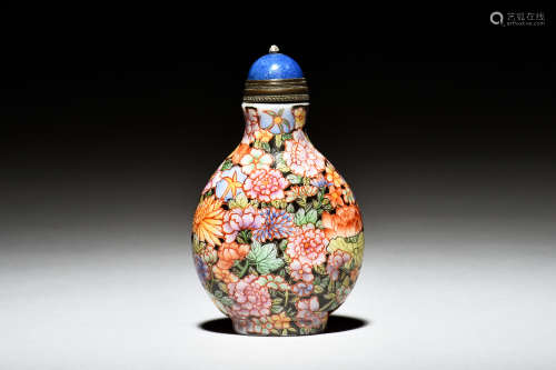PAINTED GLASS SNUFF BOTTLE 'FLOWERS'