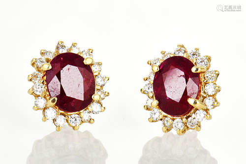 PAIR OF RUBY EARRINGS WITH DIAMONDS