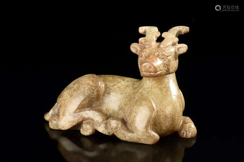 JADE CARVED 'DEER' ORNAMENT