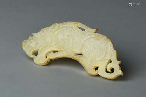 JADE CARVED 'TIGER' PENDANT