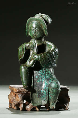 ARCHAIC BRONZE 'MUSICIAN' FIGURE