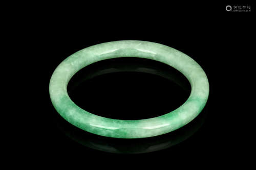 JADEITE BANGLE BRACELET WITH AIGL CERTIFICATE