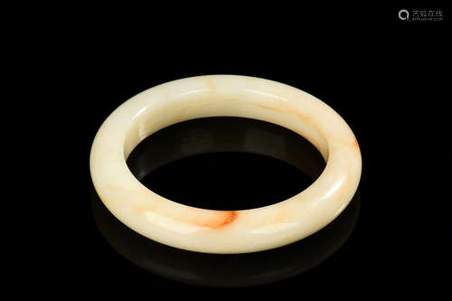 JADE ROUND BANGLE BRACELET