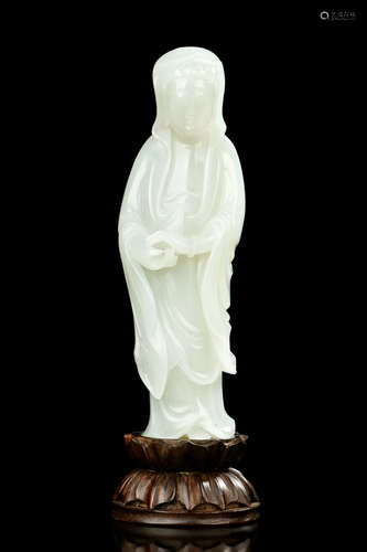 CELADON JADE CARVED 'GUANYIN' FIGURE