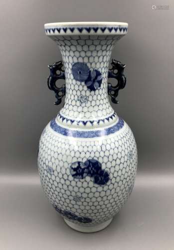 Large Chinese Blue & White Vase with Handles
