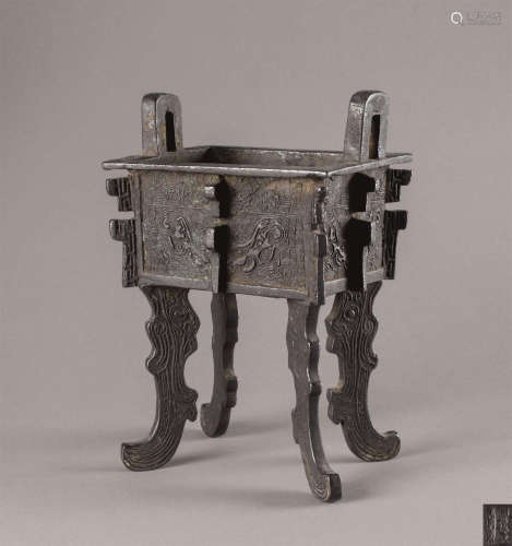 清代(1644-1911) 青铜饕餮纹香炉