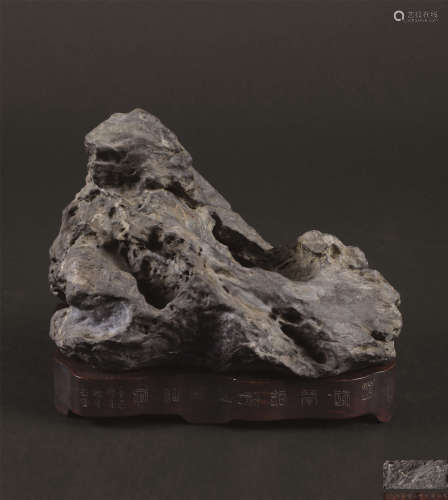 清代(1644-1911) 金农旧藏灵璧石山子摆件