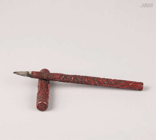 明代(1368-1644) 剔红花鸟纹笔